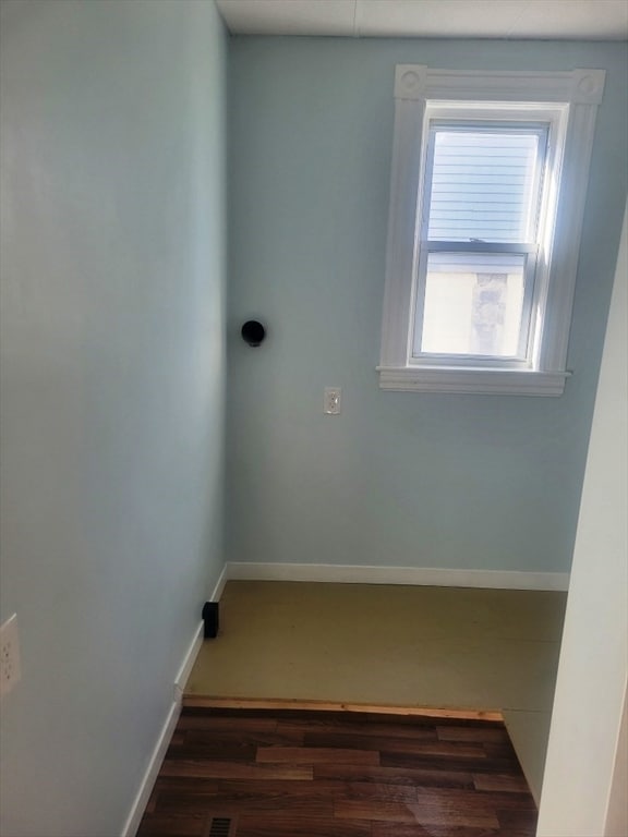 114 Hampson St unit 1st floor, Dracut, MA 01826 - photo 4