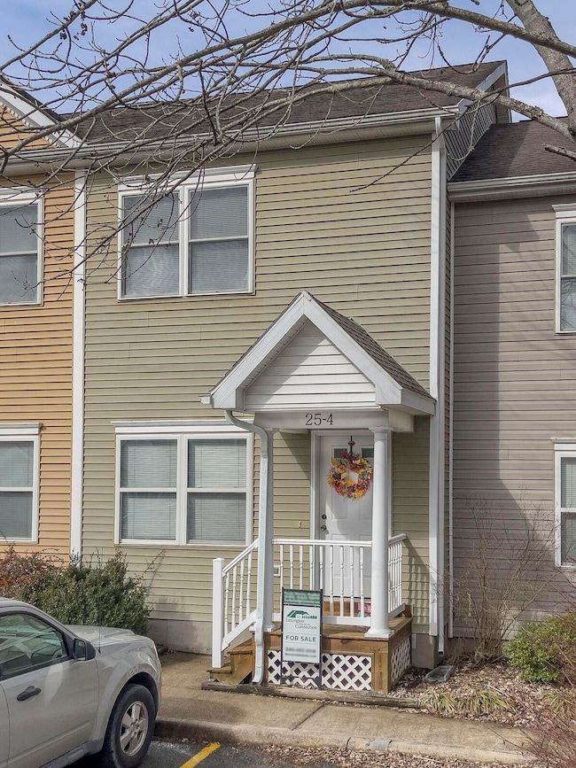 3 25-4 Beverly Ct