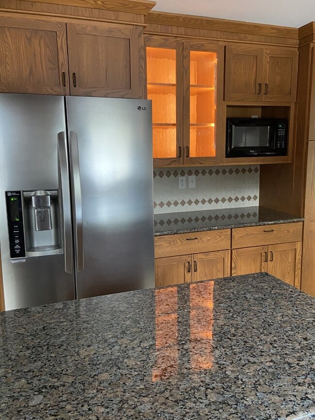 Cabinet lighting