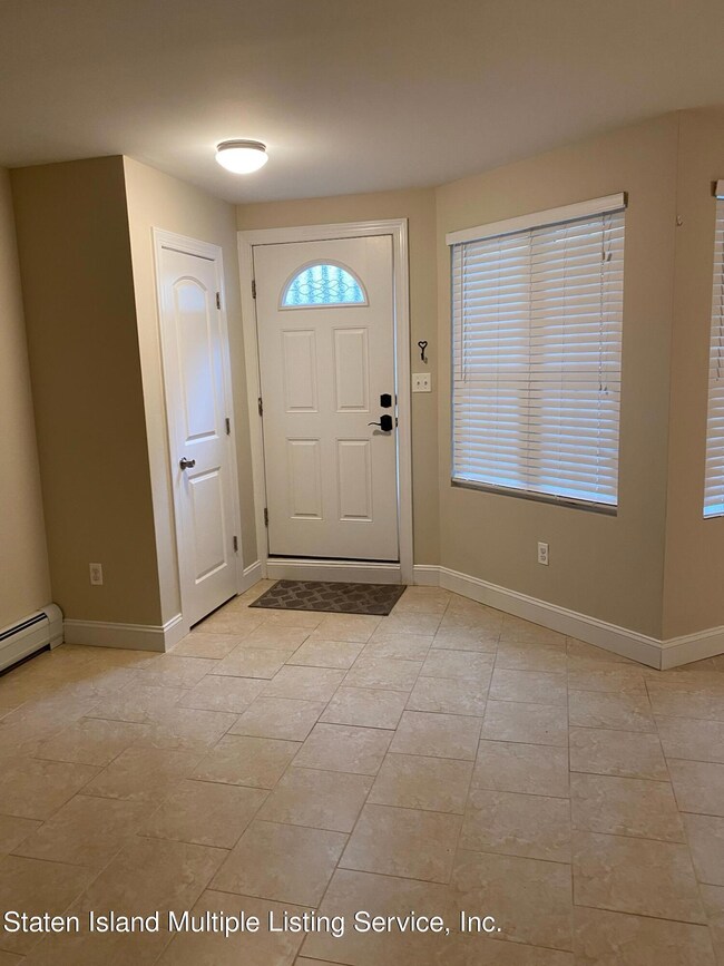 94 El Camino Loop, Staten Island, NY 10309 - photo 2