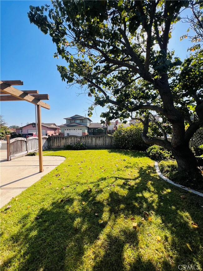 1239 Cloverbrook St, Carson, CA 90745 - photo 2