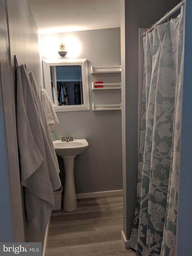 213 Wakefield Dr, Colonial Beach, VA 22443 - photo 4