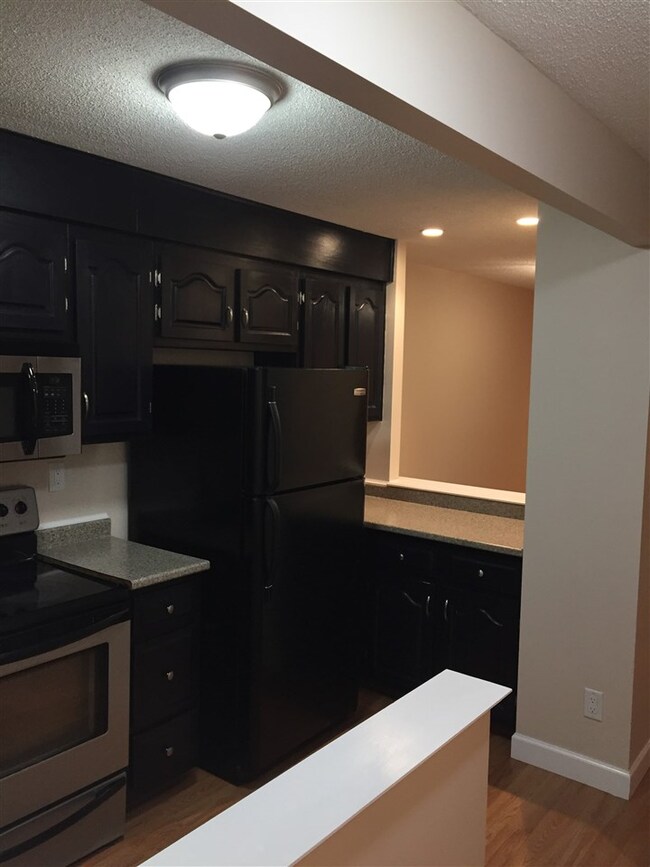 10 Kimberly Dr, Merrimack, NH 03054 - photo 6