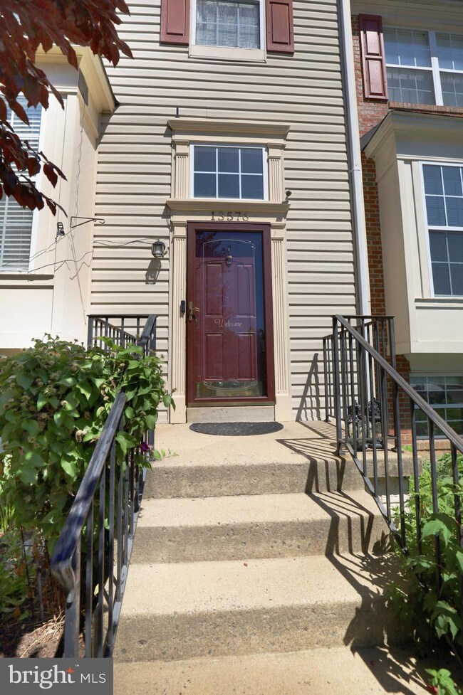 13576 Filly Ct, Gainesville, VA 20155 - photo 2