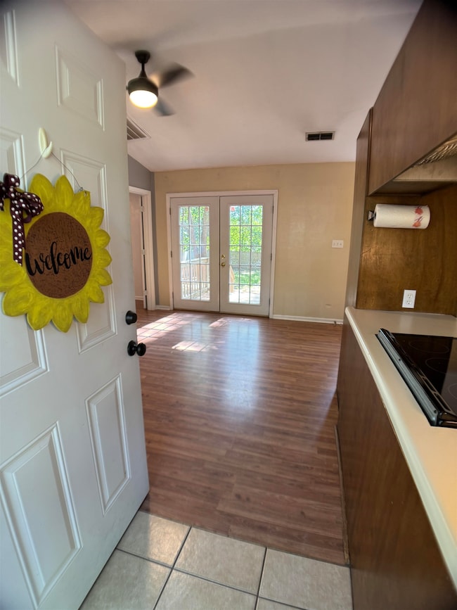 3603 Shoreline Dr unit 5, Tallahassee, FL 32305 - photo 4