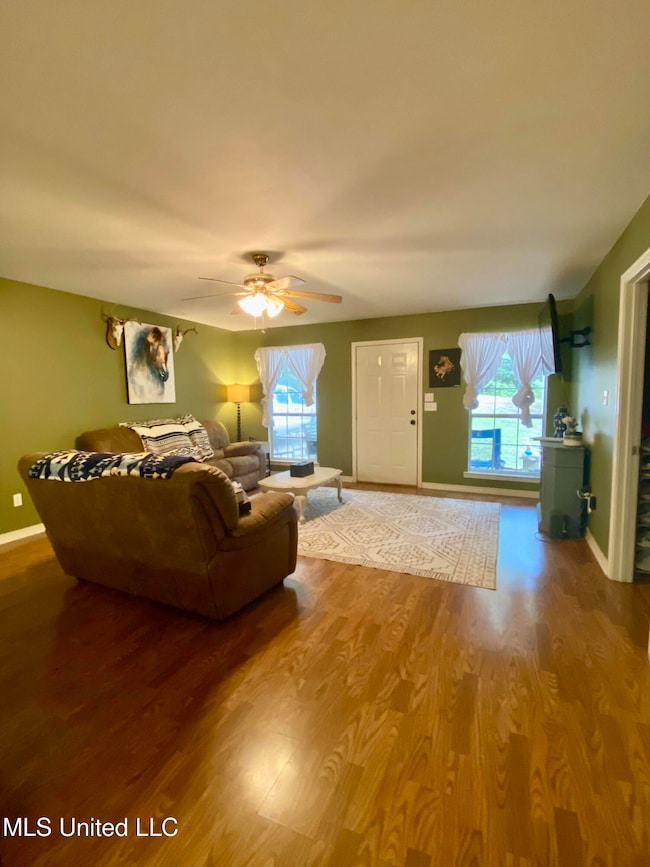 22 Uncle Pete Rd, Carriere, MS 39426 - photo 5