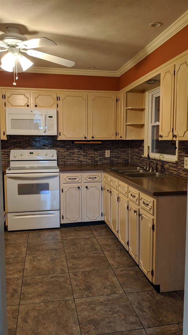 1051 Greendale Rd, Harrisonburg, VA 22801 - photo 3