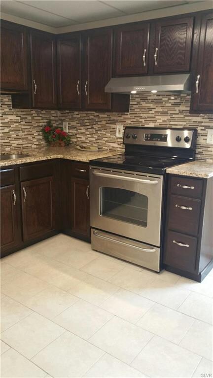 328 E Walnut St, Allentown, PA 18109 - photo 3