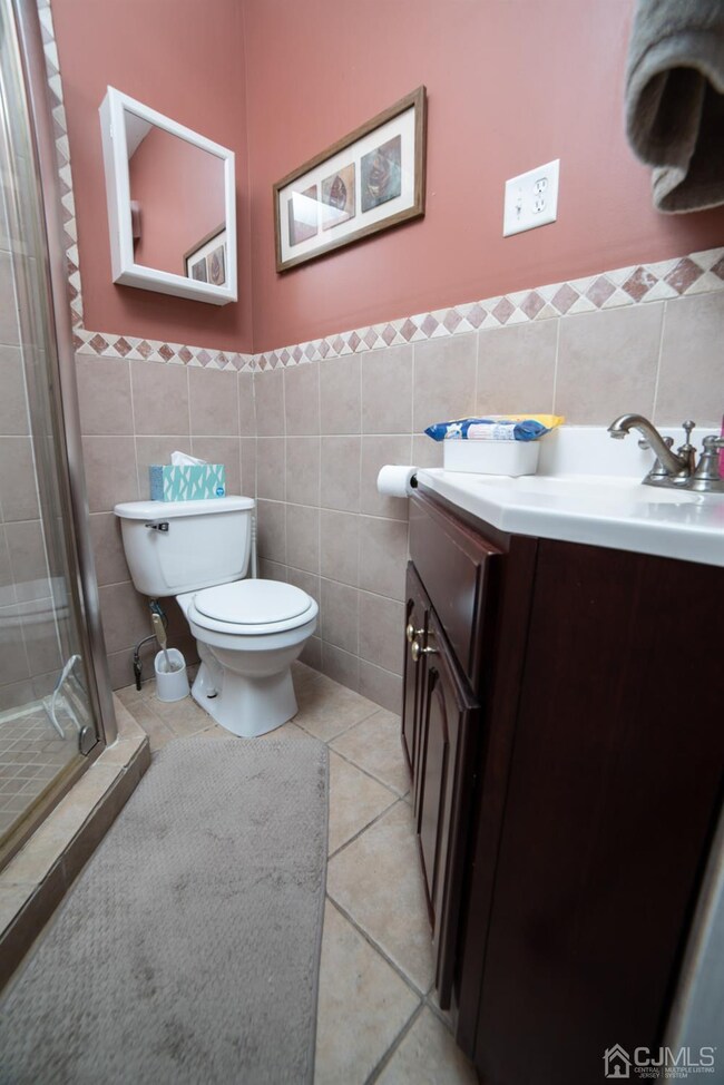 119 Longfellow St, Carteret, NJ 07008 - photo 6
