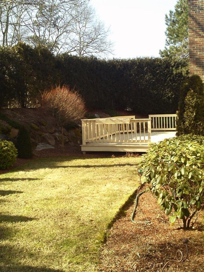 6 Elizabeth Cir, Mashpee, MA 02649 - photo 4