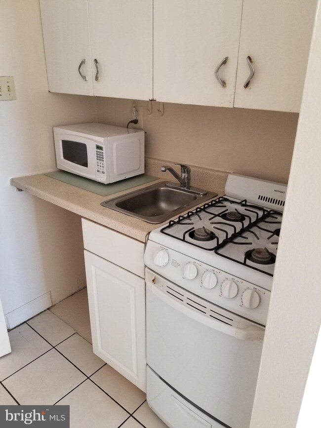 1011 Arlington Blvd unit 737, Arlington, VA 22209 - photo 7