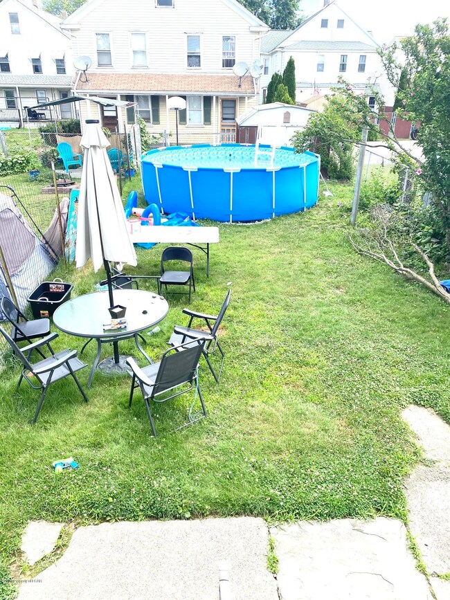 65 Pulaski St, Kingston, PA 18704 - photo 7