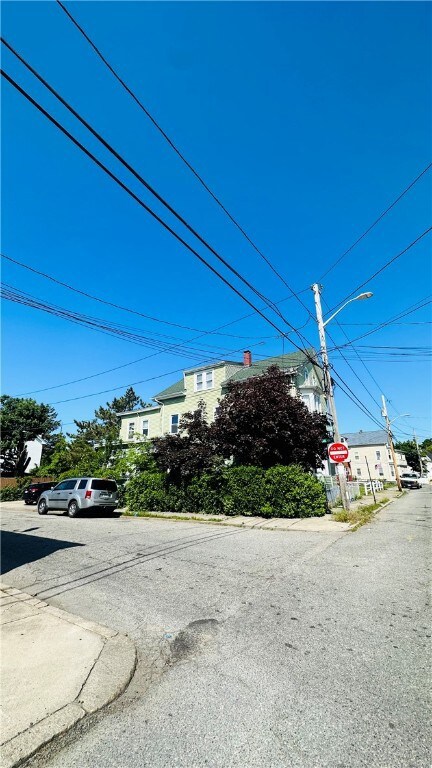 23 Barrows St, Providence, RI 02909 - photo 4