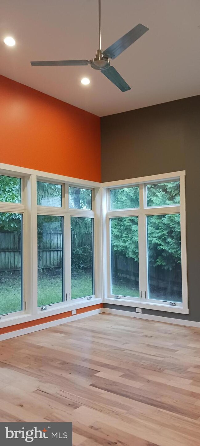 5 Carver Rd, Cabin John, MD 20818 - photo 3