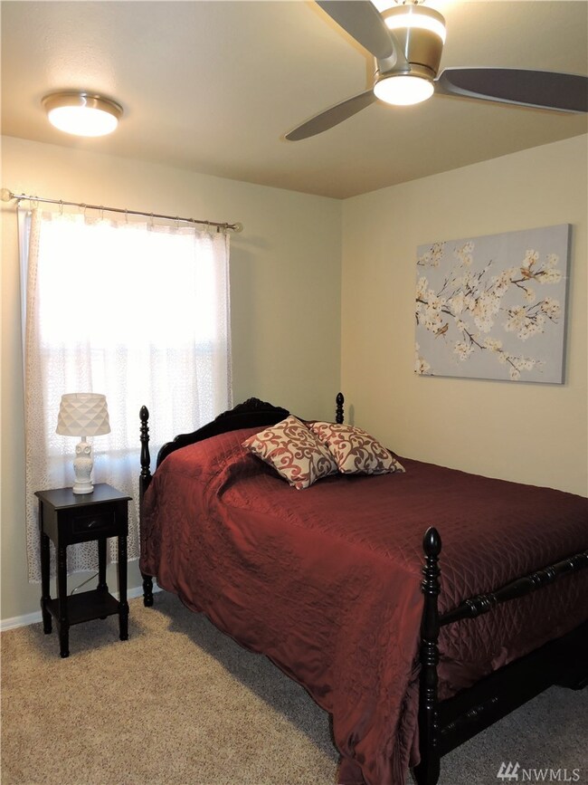 3330 Locust Ave W, University Place, WA 98466 - photo 6