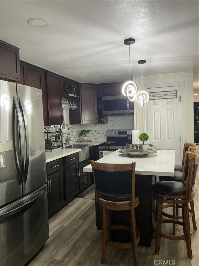 1097 N State St unit 186, Hemet, CA 92543 - photo 3