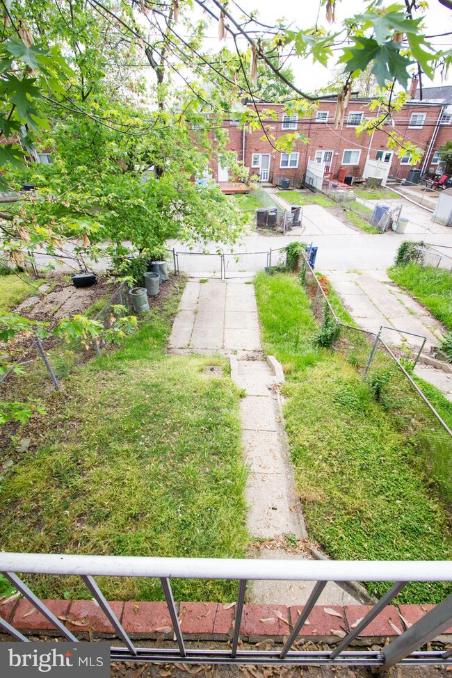 1307 Halstead Rd, Parkville, MD 21234 - photo 3