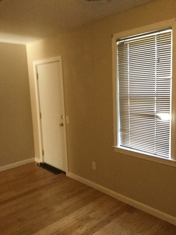 186 Hood St unit 1, Fall River, MA 02720 - photo 7