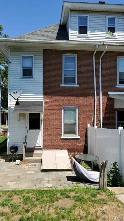 226 E Ettwein St, Bethlehem, PA 18018 - photo 2