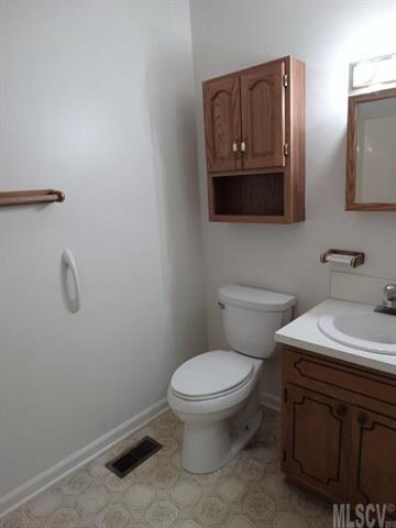 721 10th Ave NE, Hickory, NC 28601 - photo 4