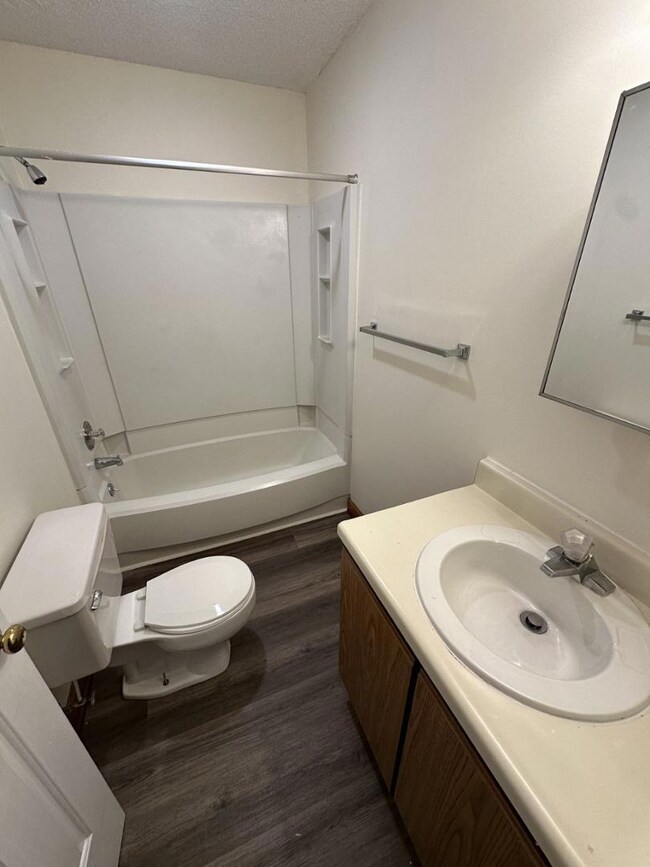 3533 Ivy Commons Dr unit 202, Raleigh, NC 27606 - photo 7