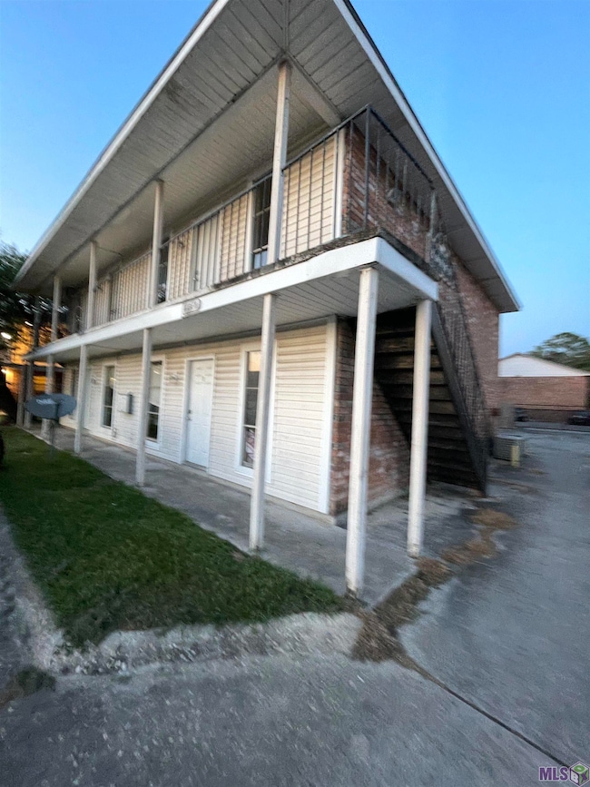 4554 Y A Tittle Ave unit 2, Baton Rouge, LA 70820 - photo 5