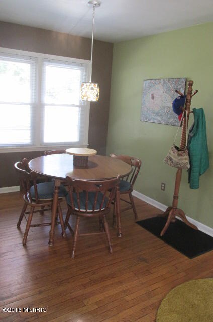 1631 Cherry St, Niles, MI 49120 - photo 2