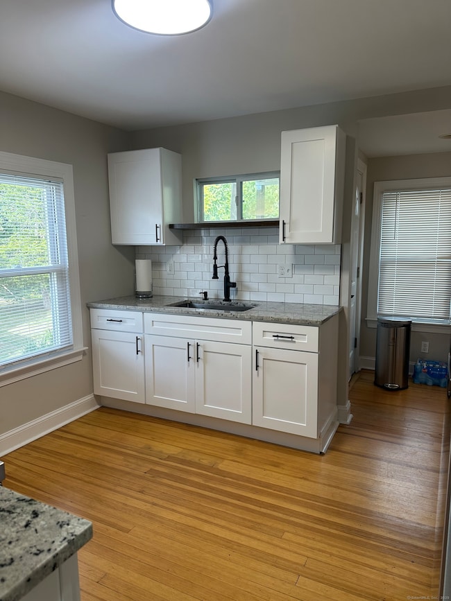 32 Wall St unit 2, Middletown, CT 06457 - photo 2