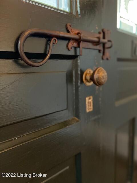 1318 Eastern Pkwy unit 1, Louisville, KY 40204 - photo 7