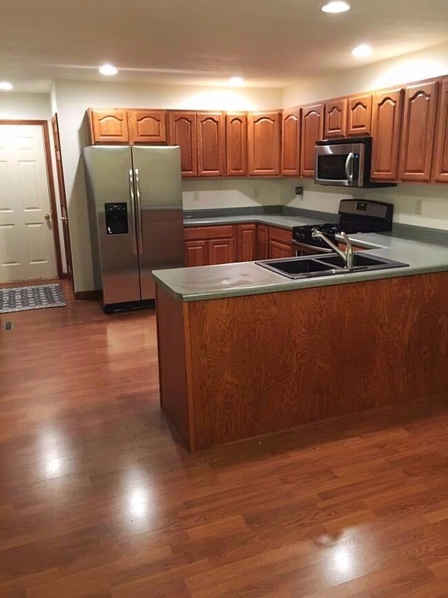 403 Sara Ln, La Porte, IN 46350 - photo 7