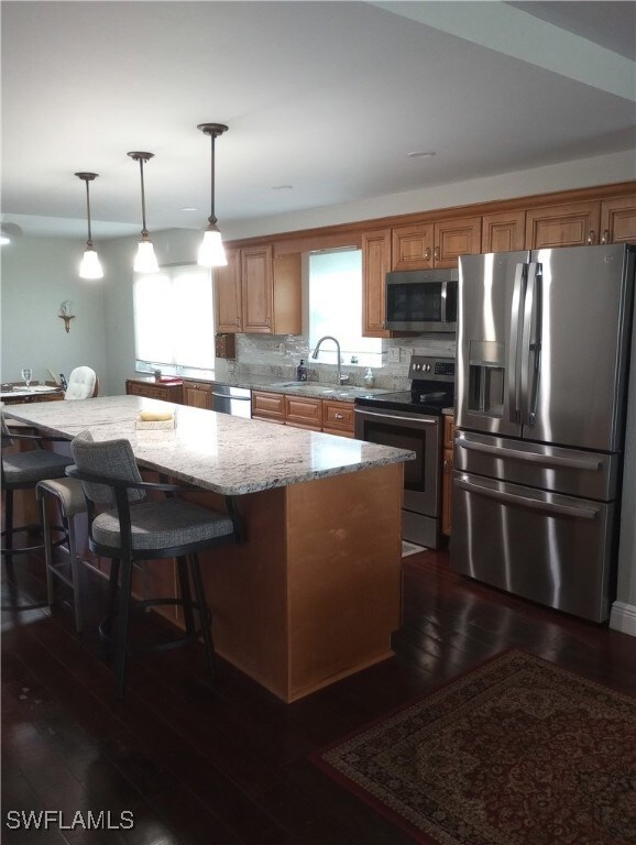 2133 SW Pine Ln unit 1, Cape Coral, FL 33991 - photo 5