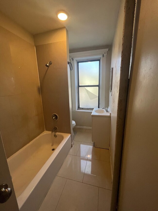 265 Union St unit 1, Jersey City, NJ 07304 - photo 2