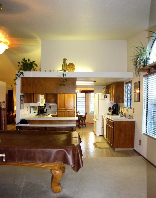 Family Room to kitchen.