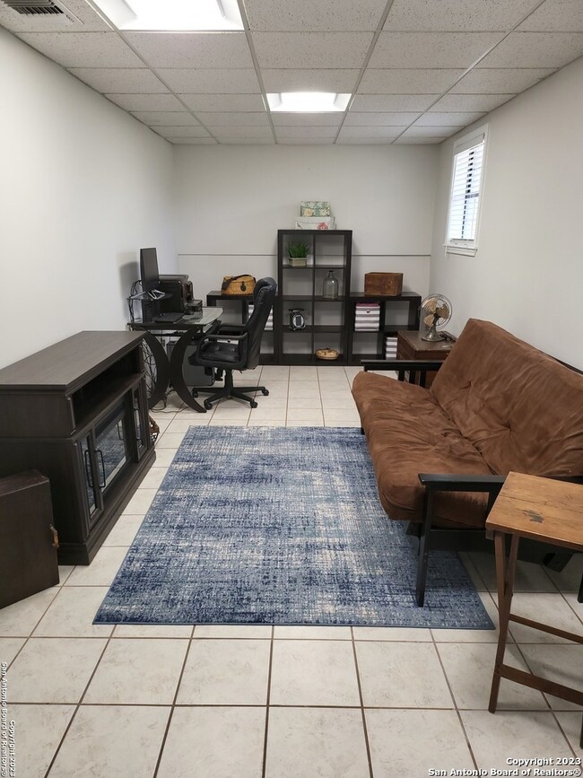 10611 Saltillo Flat, Helotes, TX 78023 - photo 6