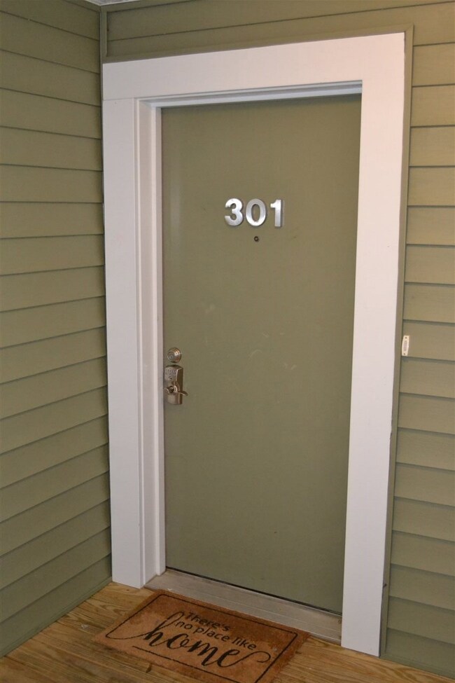 2455 Campus View Cir unit 301, Harrisonburg, VA 22801 - photo 4