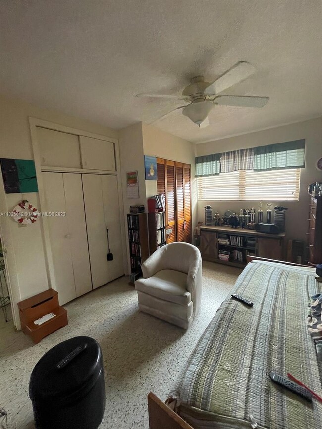 2nd Bedroom 