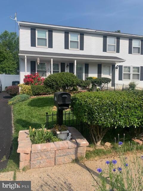 129 Stonegate Dr, Frederick, MD 21702 - photo 2