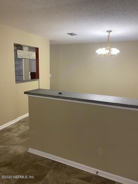 FORMAL DINING