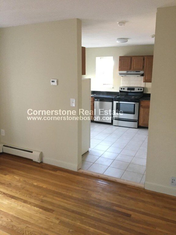 144 Saint Botolph St unit 43, Boston, MA 02115 - photo 3