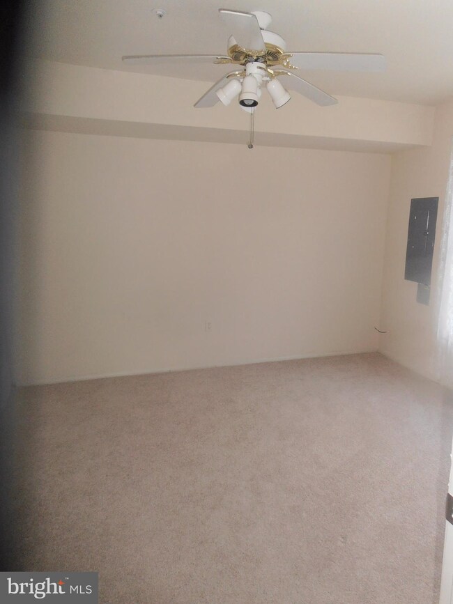 9482 Sea Breeze Ct, North Beach, MD 20714 - photo 4