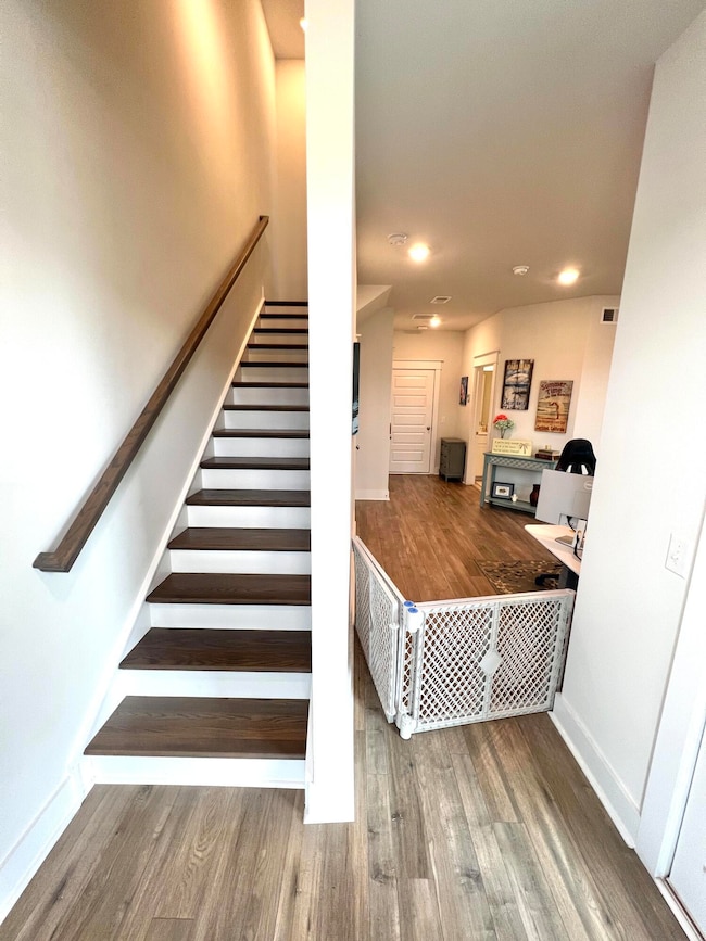 1610 Florentia St, Mount Pleasant, SC 29464 - photo 4