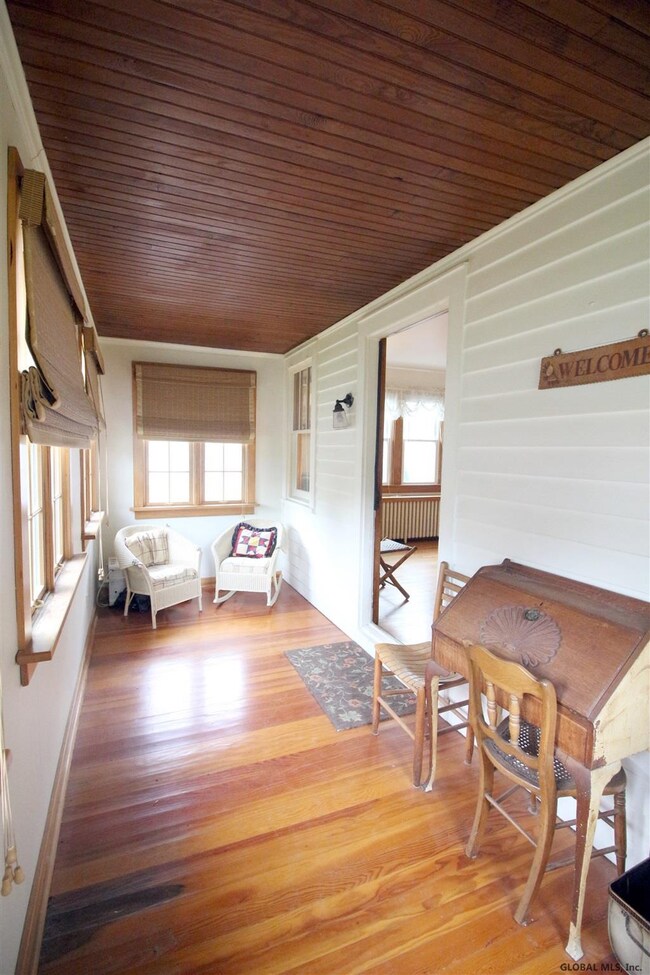 14 Muriel Ave, Rensselaer, NY 12144 - photo 4