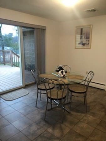 324 Stapleton Rd, Springfield, MA 01109 - photo 7