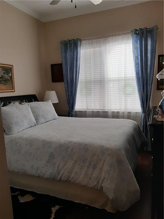 Guest Bedroom.
