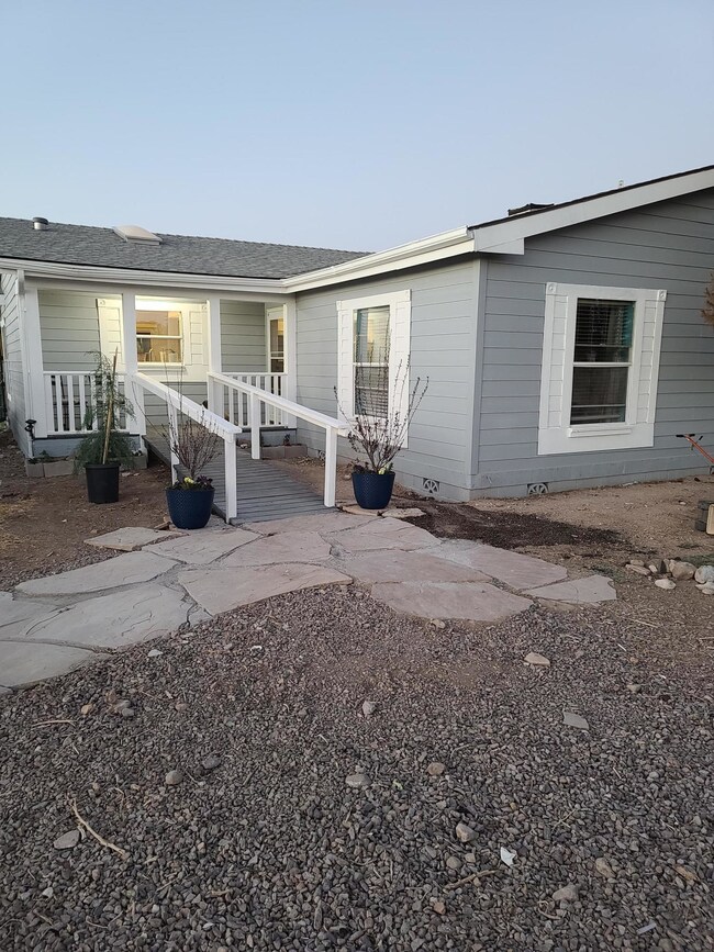 510 W Awesome View Ln, Paulden, AZ 86334 - photo 2