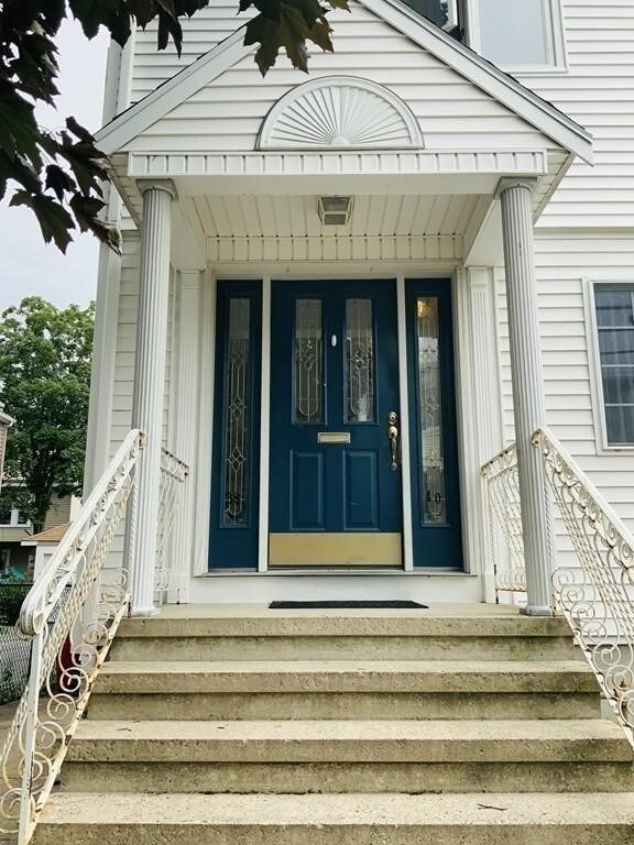 38 Egerton Rd unit 2, Arlington, MA 02474 - photo 2