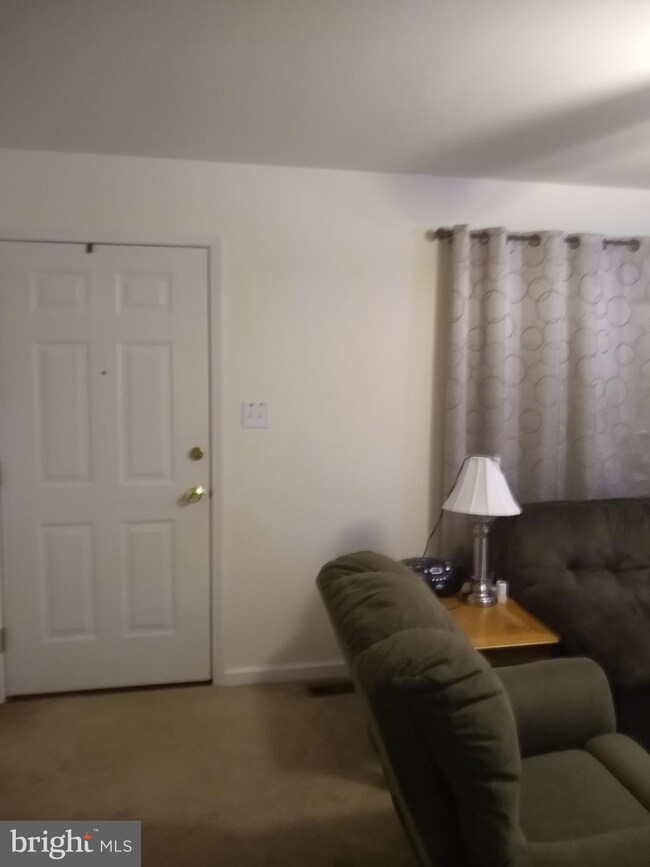 3 Nicholson Dr, Colonial Beach, VA 22443 - photo 4