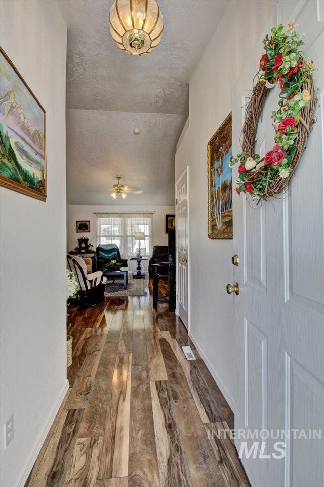 633 Teton Dr, Nampa, ID 83686 - photo 6