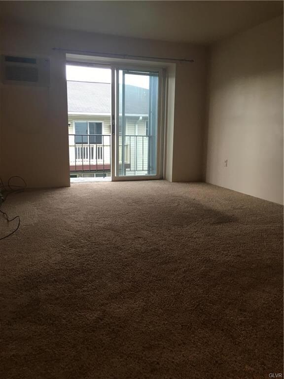 526 Broad St unit 4, Emmaus, PA 18049 - photo 6