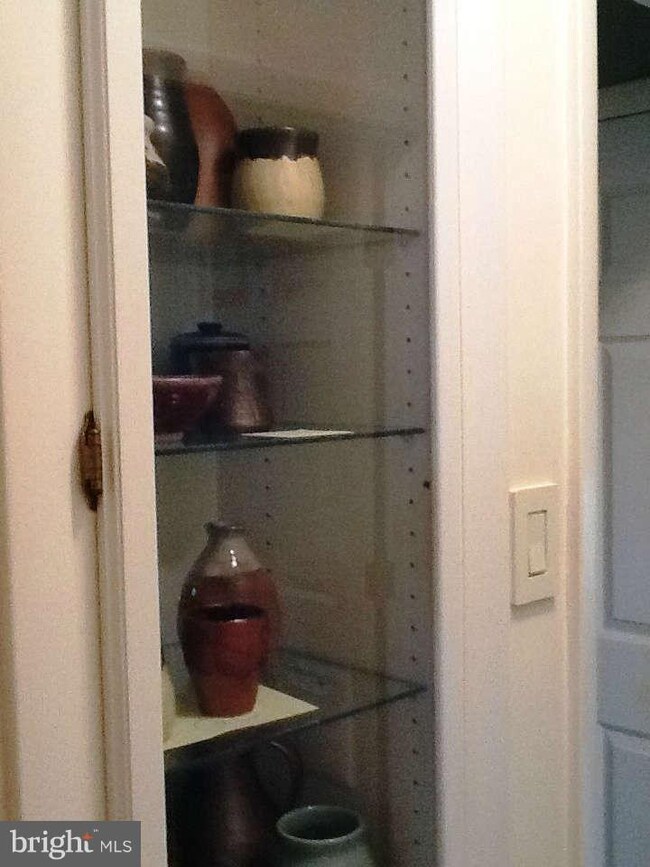 617 Southmont Rd, Catonsville, MD 21228 - photo 6